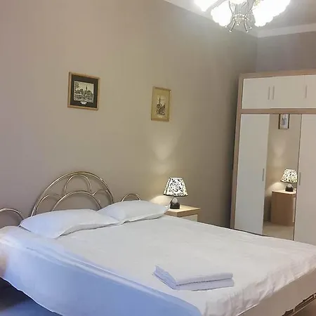 Weiss26 Apartman *